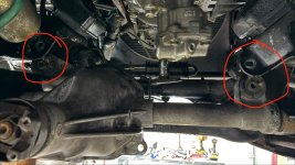 Front axel mounting bolts