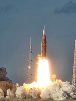 Artemus 2 launch.jpg