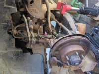 Ball joints - Upper control arm stuck to knuckle ?