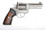 istockphoto_3479277-closeup-357-magnum.jpg