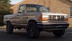 1989 Ranger XLT 4x4 V6 power windows.jpg