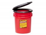 sa-01-10-pail-style-toilet.jpg