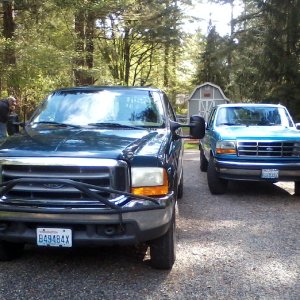 My 93 f-150 5.8 v8 4x4 and my uncles 99 f-250 6.8 v10 4x4 =)