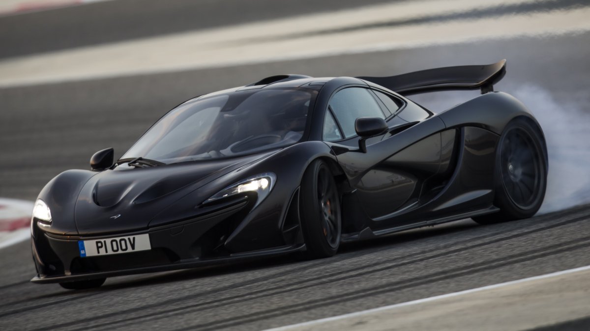 buyers_guide_-_mclaren_p1_2014_-_front_quarter.jpg