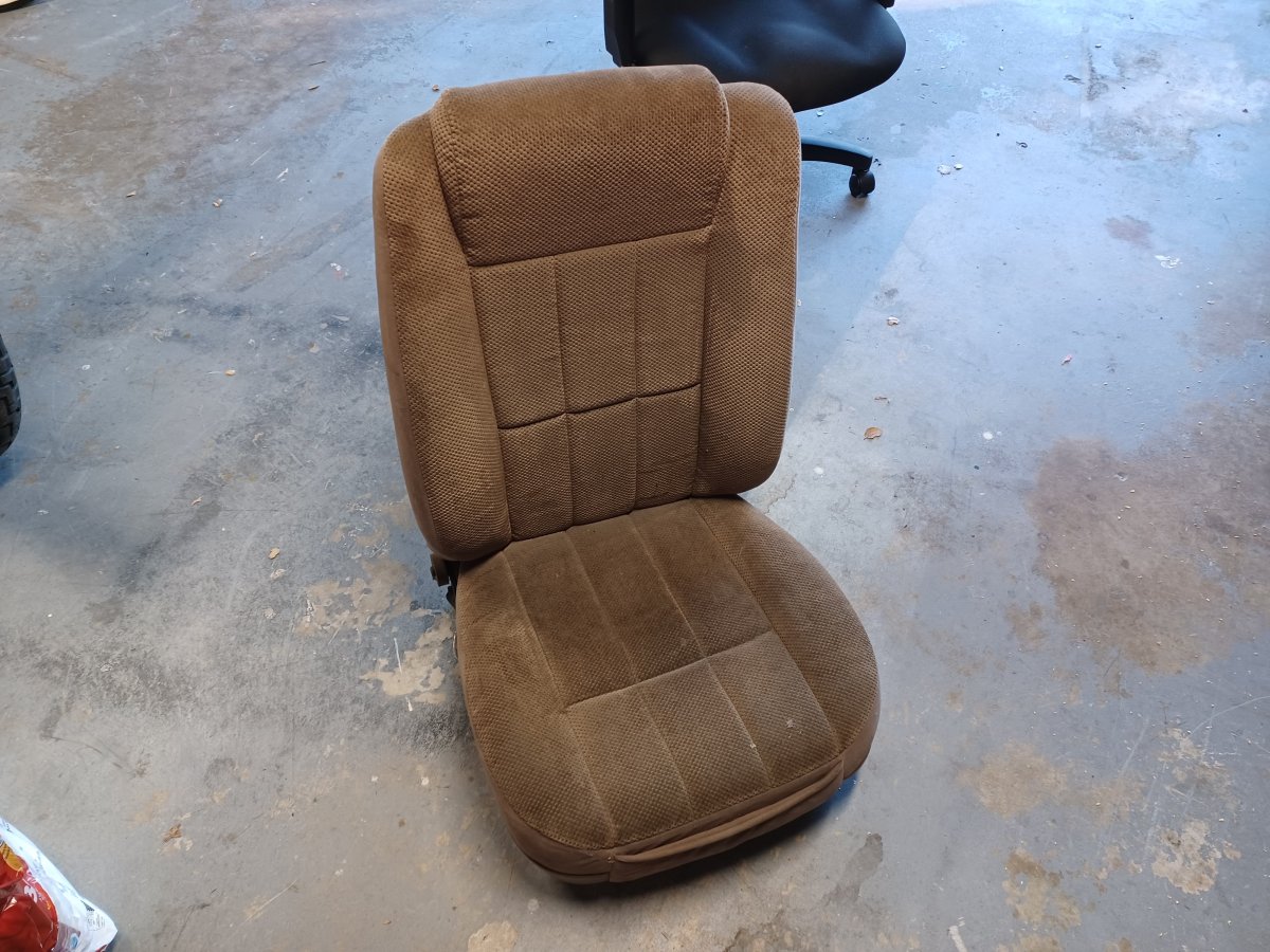 chair 2.jpg