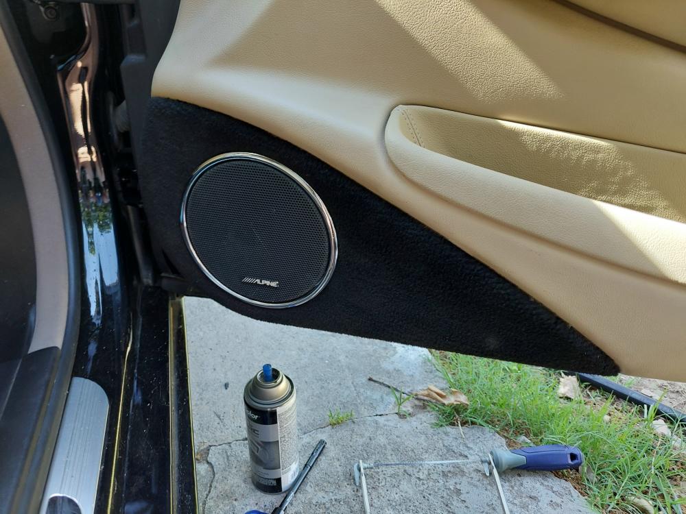 jaguar_xj8_door_speaker_replacement_pioneer-7.JPG