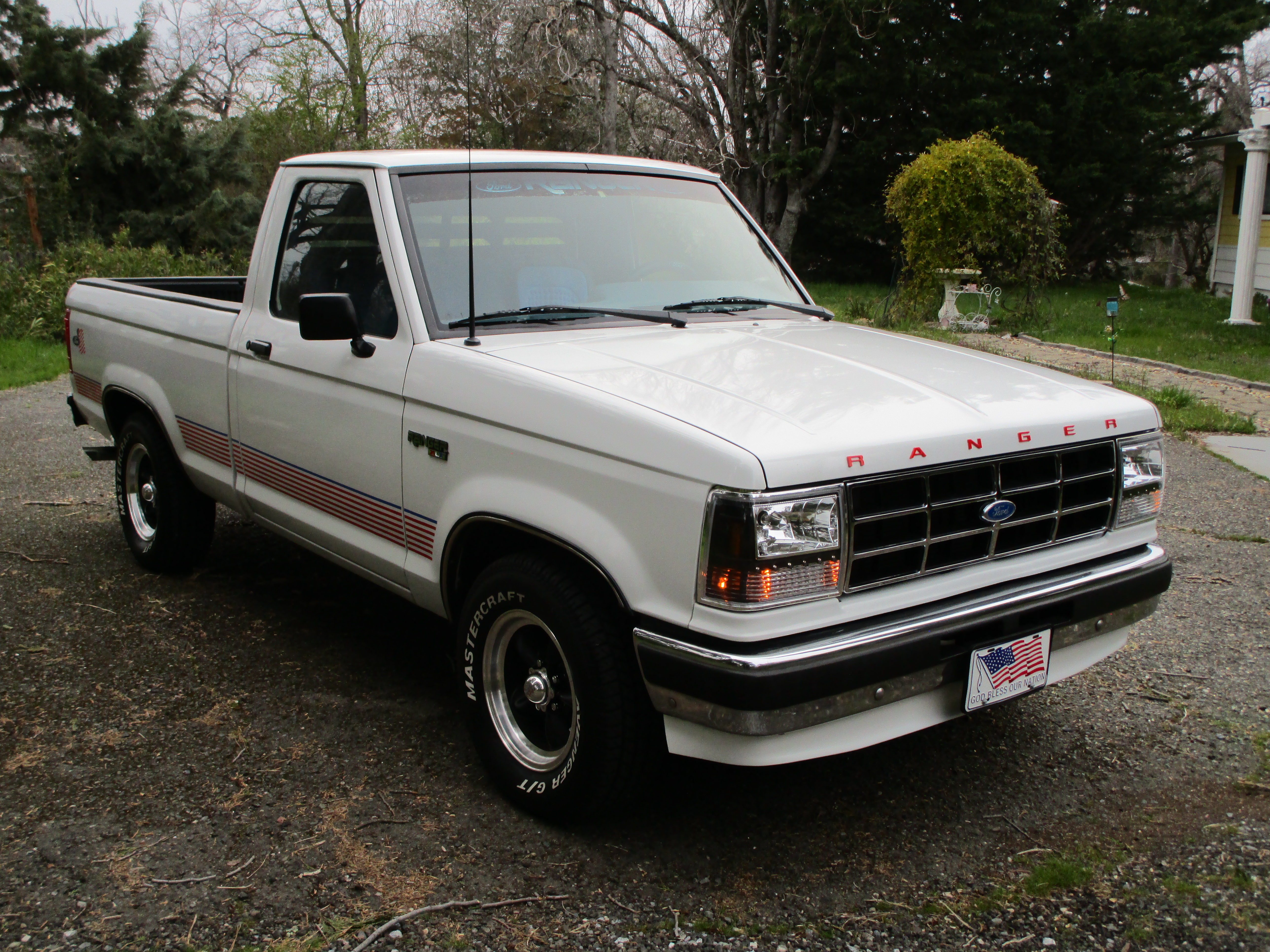 1992 Ranger XLT front passenger side.
