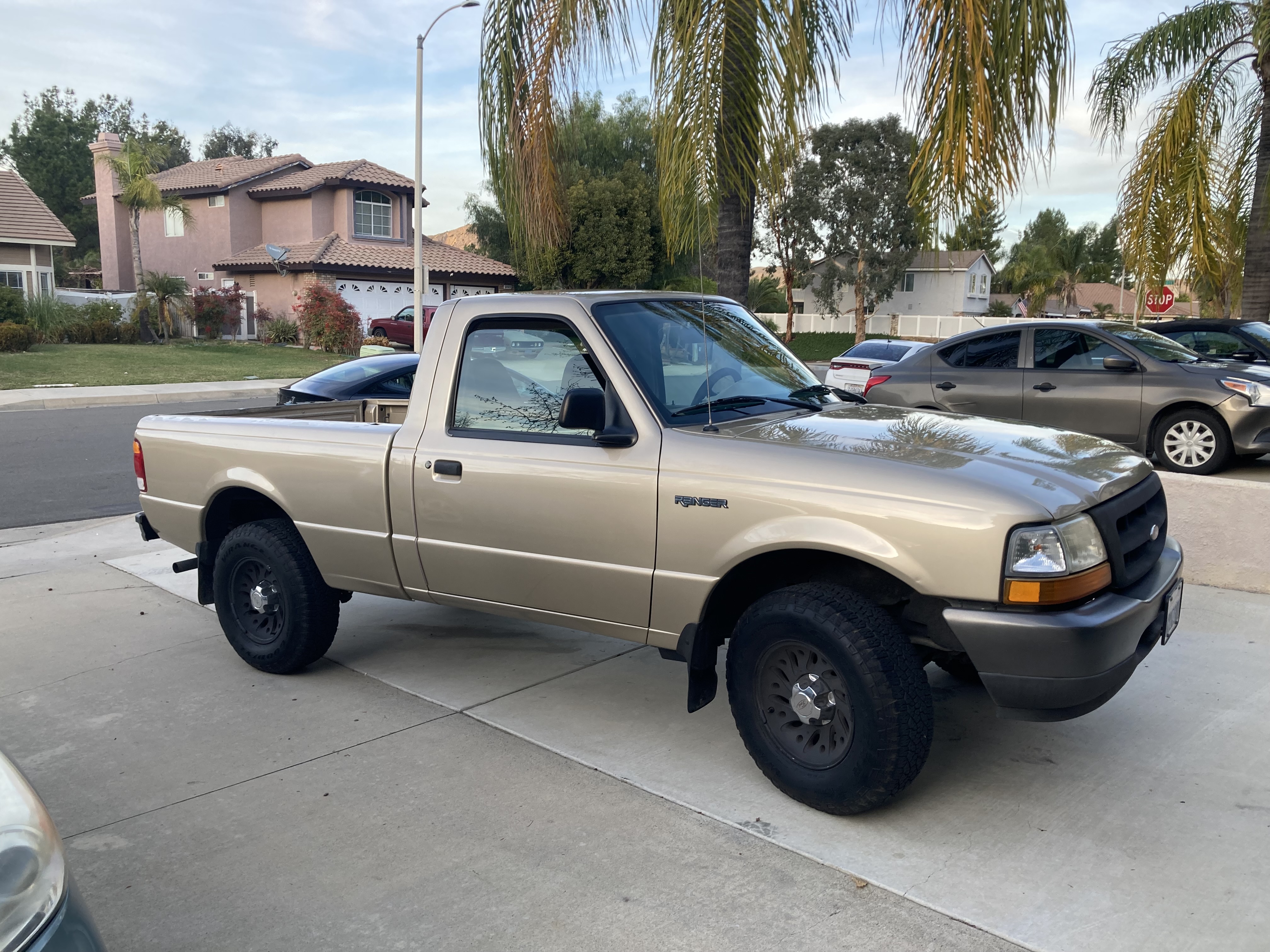 99 Ranger XL 2.5 manual non AC
