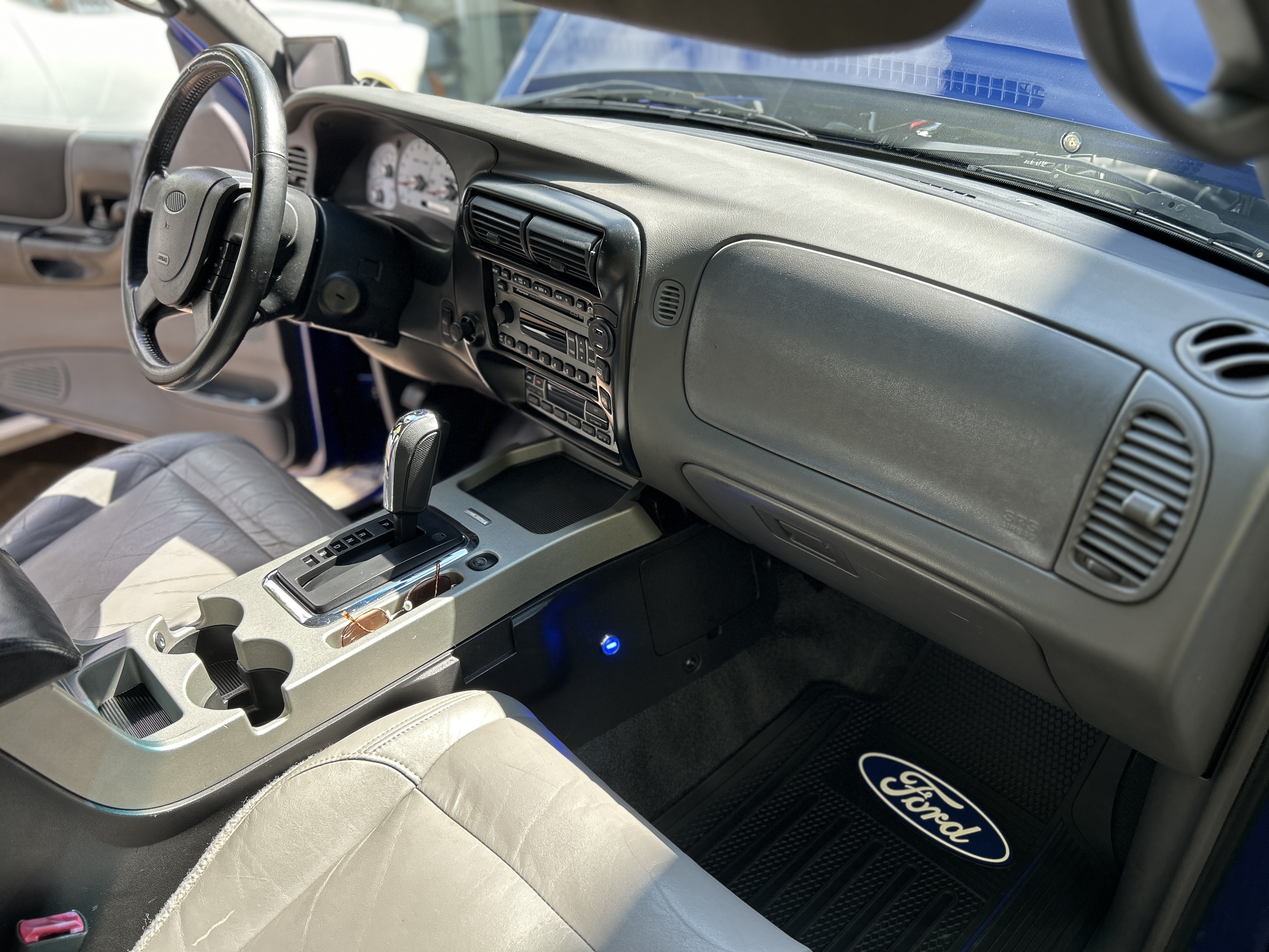 Interior (9).JPG