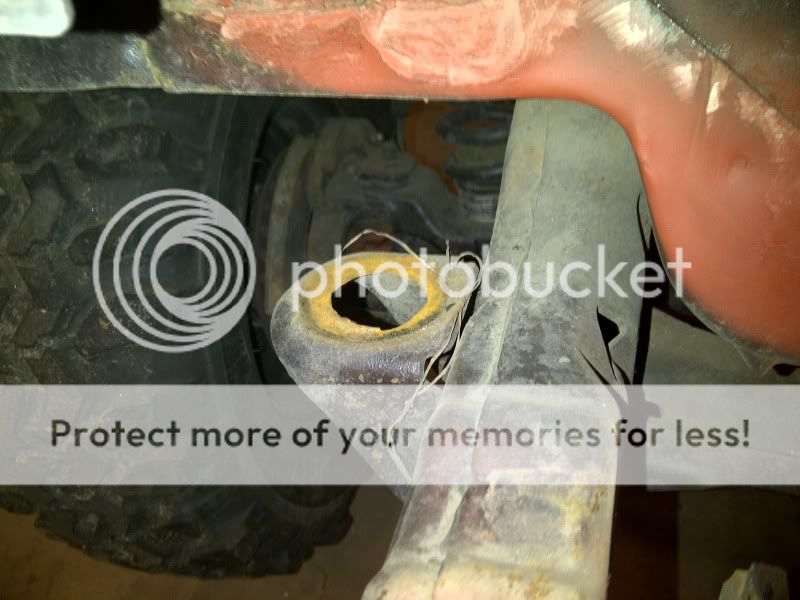 brokencabmount.jpg
