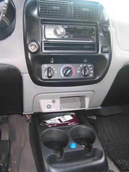 truckb075.jpg