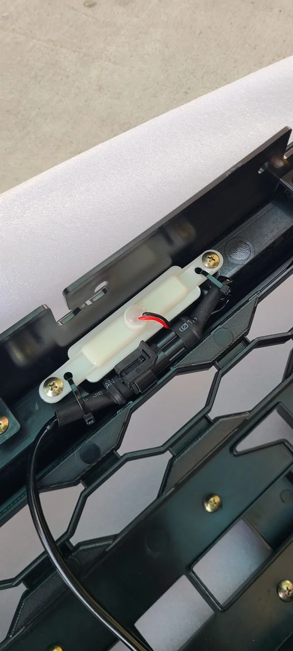 Ford Ranger Ranger raptor grill on a regular ranger, with pics 20260204_102548