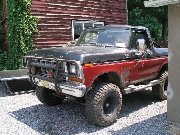 My79Bronco3.jpg