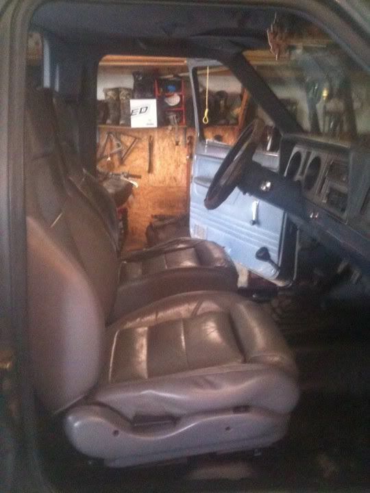 Newseatsandbedlinerfloors.jpg