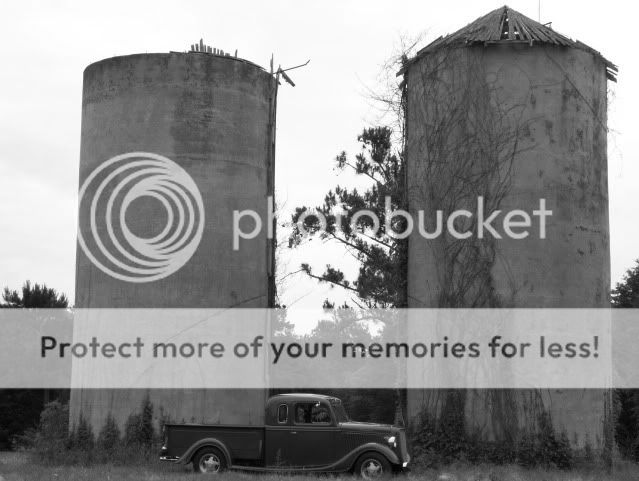 0019-1BW.jpg