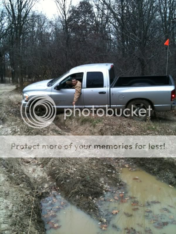 Offroading with some buddies... NOT 56K FRIENDLY!!!