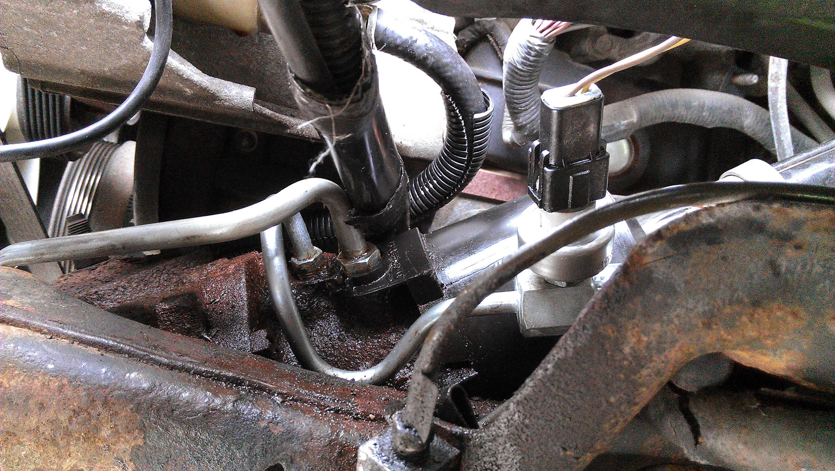 Power steering fluid leak from pressure switch wire connector
