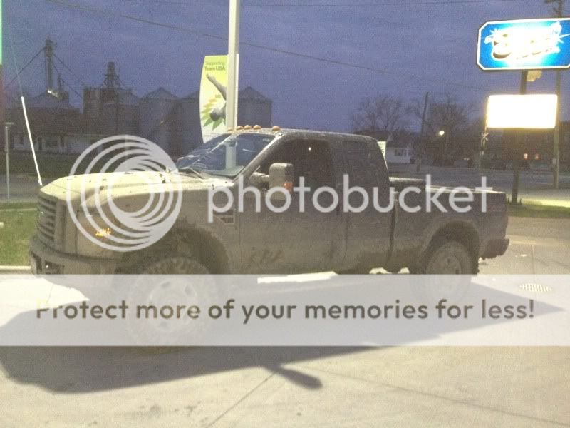 Offroading with some buddies... NOT 56K FRIENDLY!!!