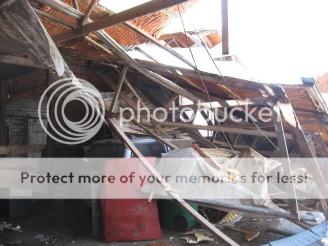 racetruckroofremoved012.jpg
