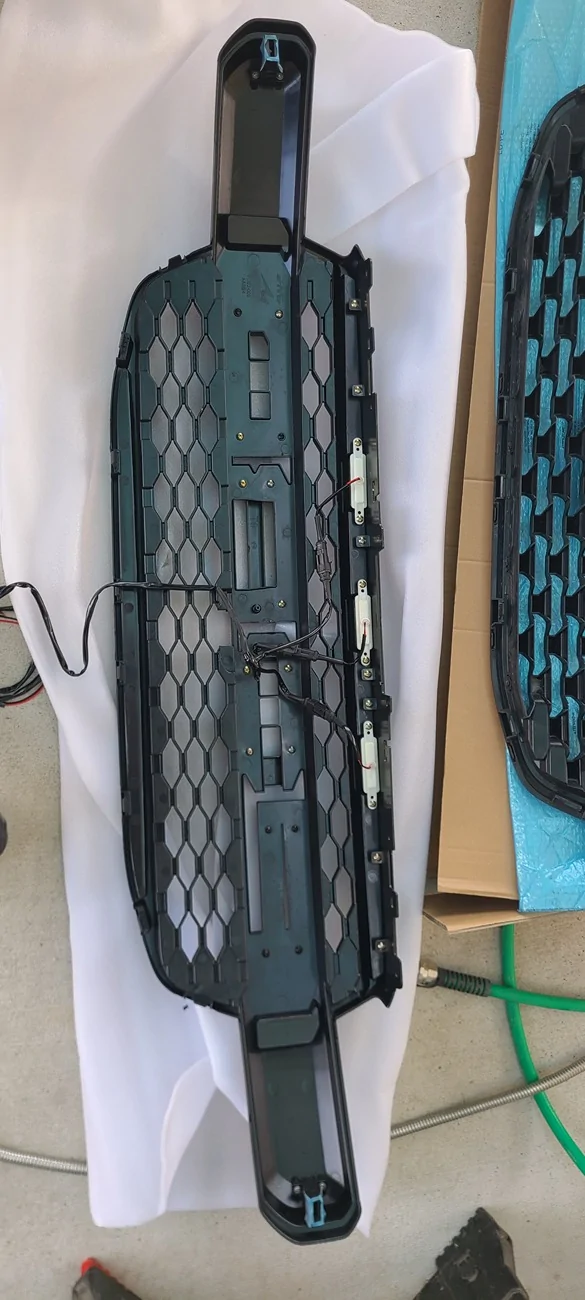 Ford Ranger Ranger raptor grill on a regular ranger, with pics 20260204_102046