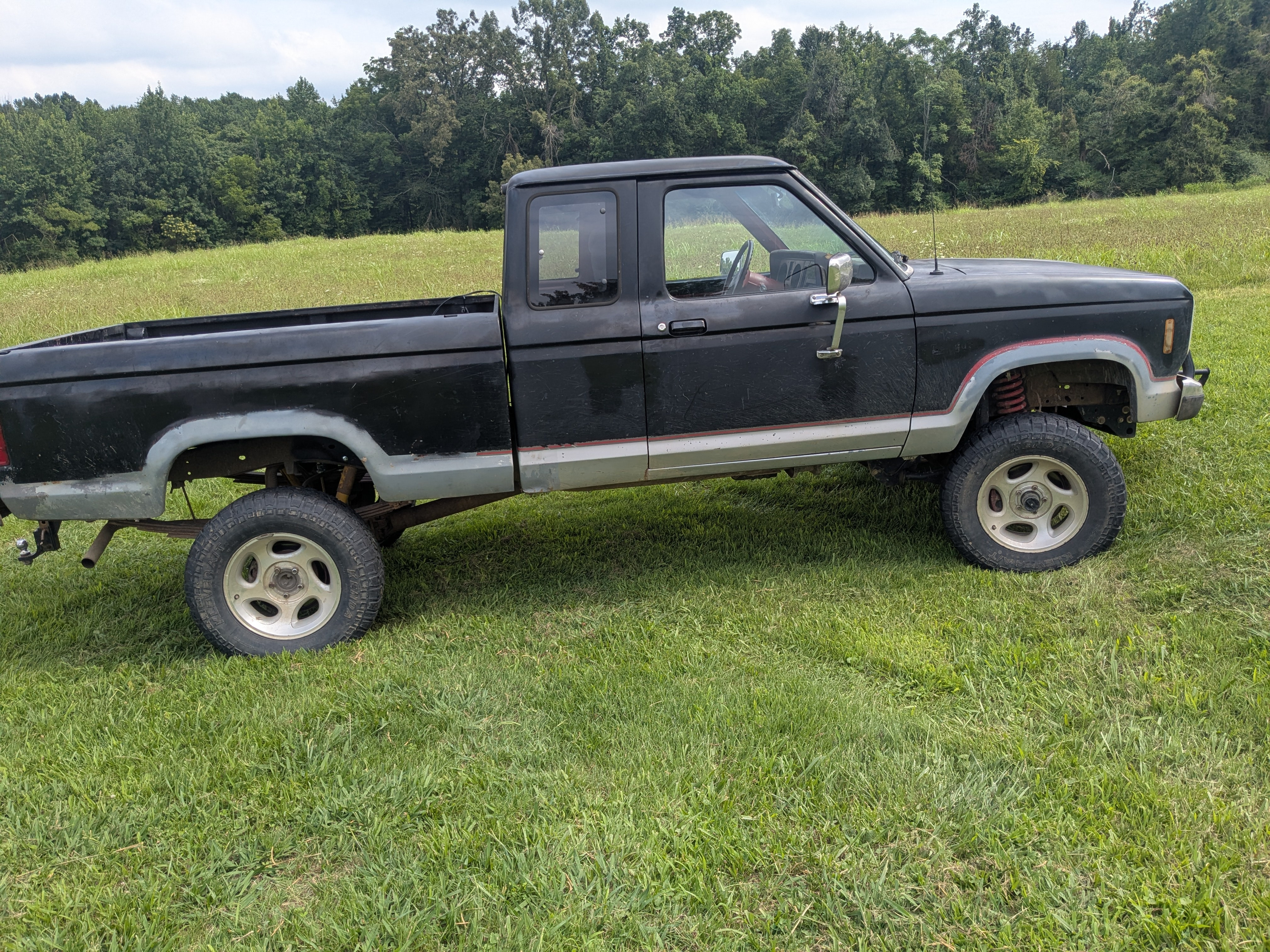 SenorNoob's '88 Ext Cab "Build"