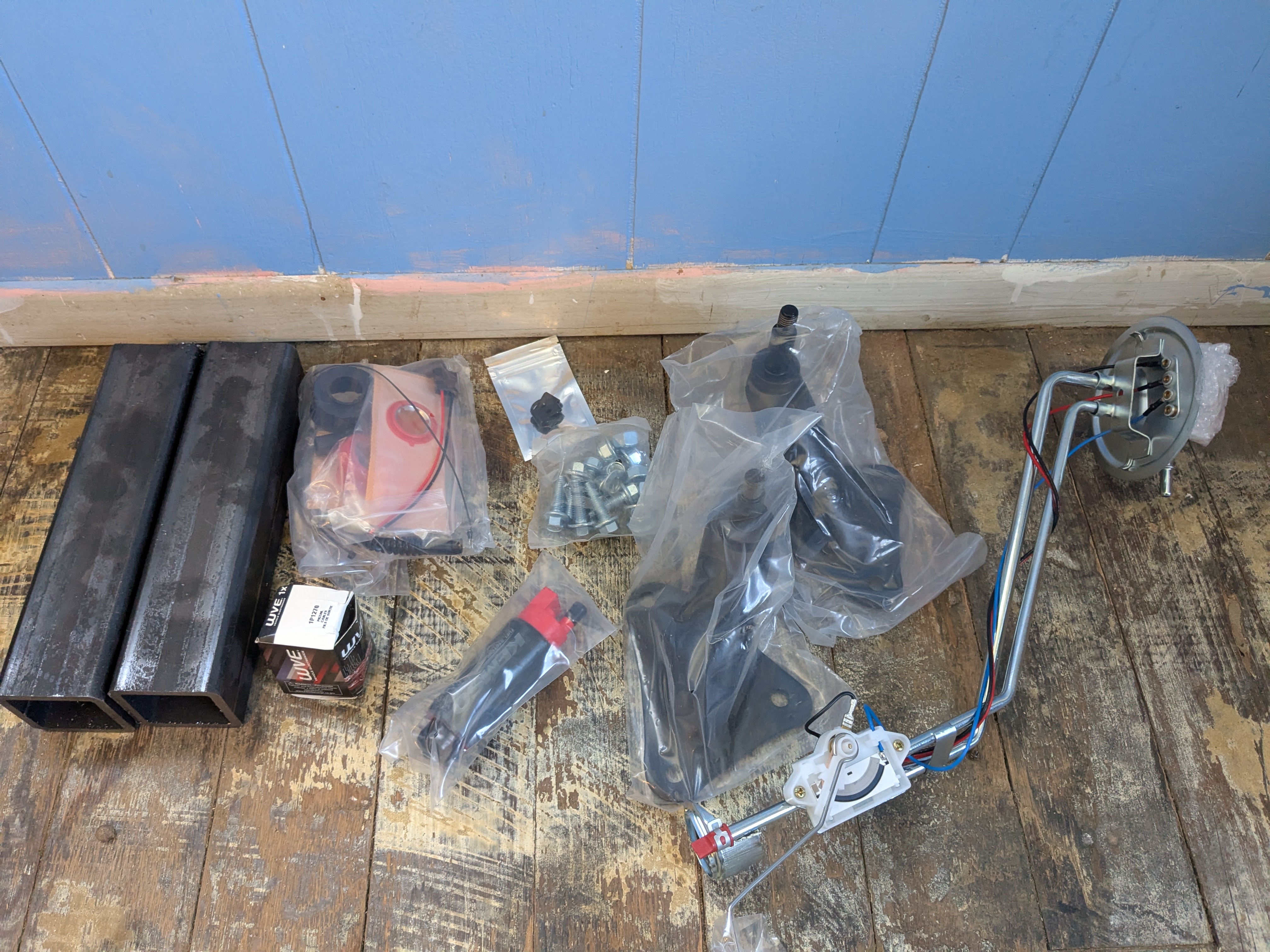 SenorNoob's '88 Ext Cab "Build"