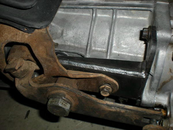 manual_tcase_shift_bracket-2.JPG