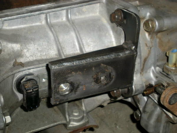 manual_tcase_shift_bracket-1.JPG