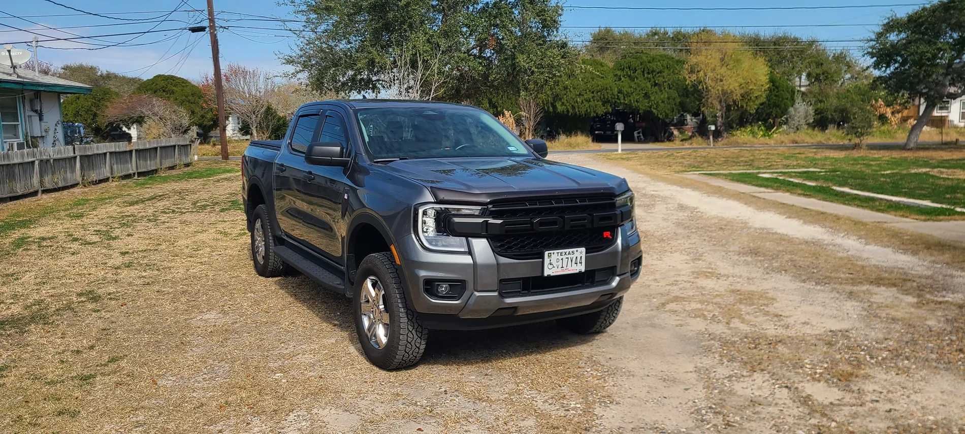 Ford Ranger Ranger raptor grill on a regular ranger, with pics 20260204_132347