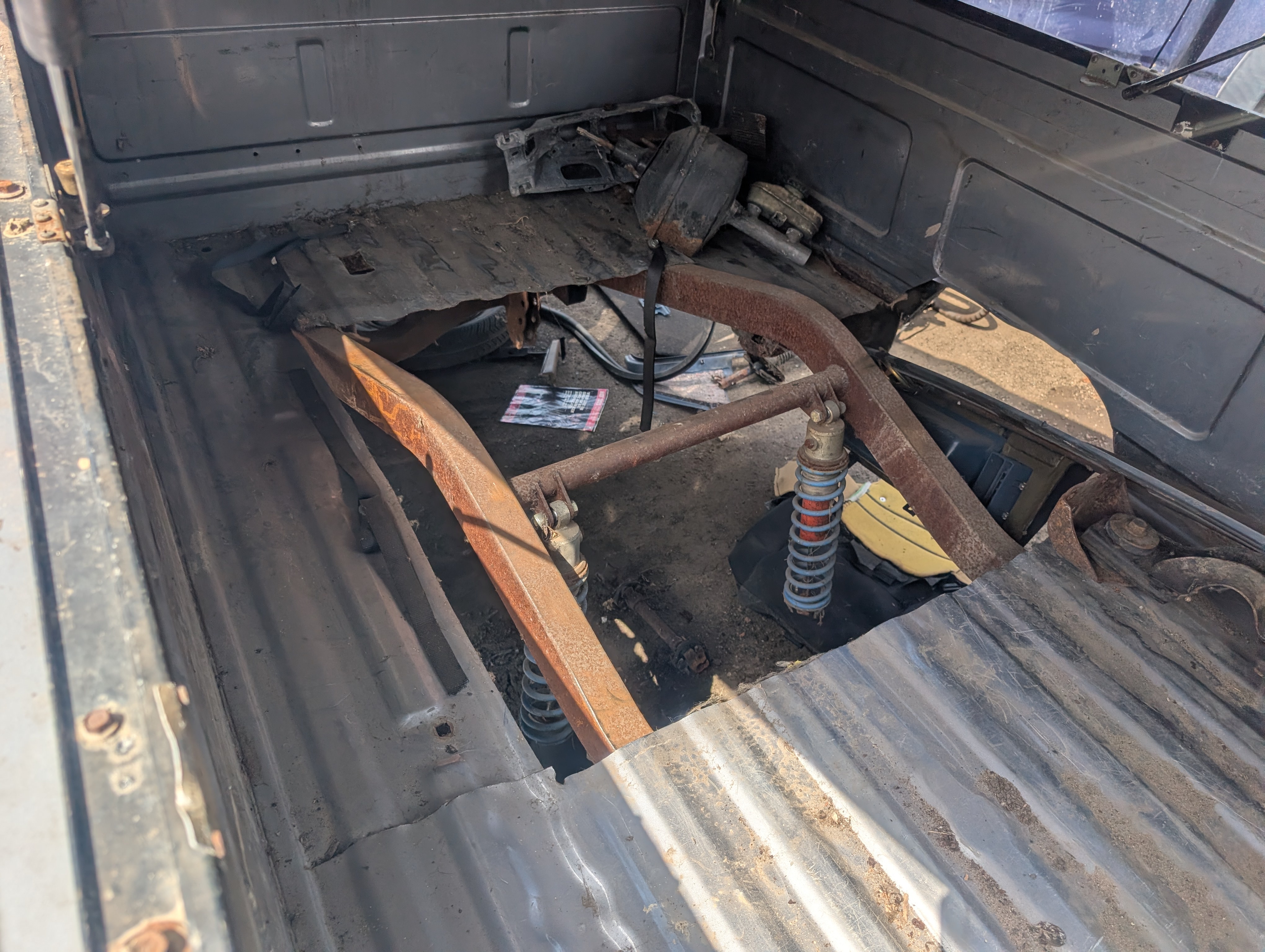 Detroit-area Junkyard Rangers - extremely pic-heavy
