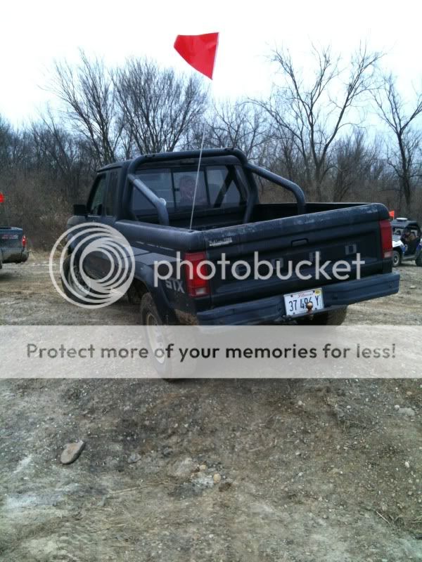 Offroading with some buddies... NOT 56K FRIENDLY!!!