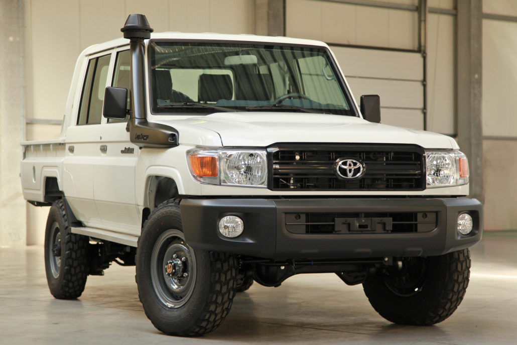 toyota-land-cruiser_100581567_h.jpg