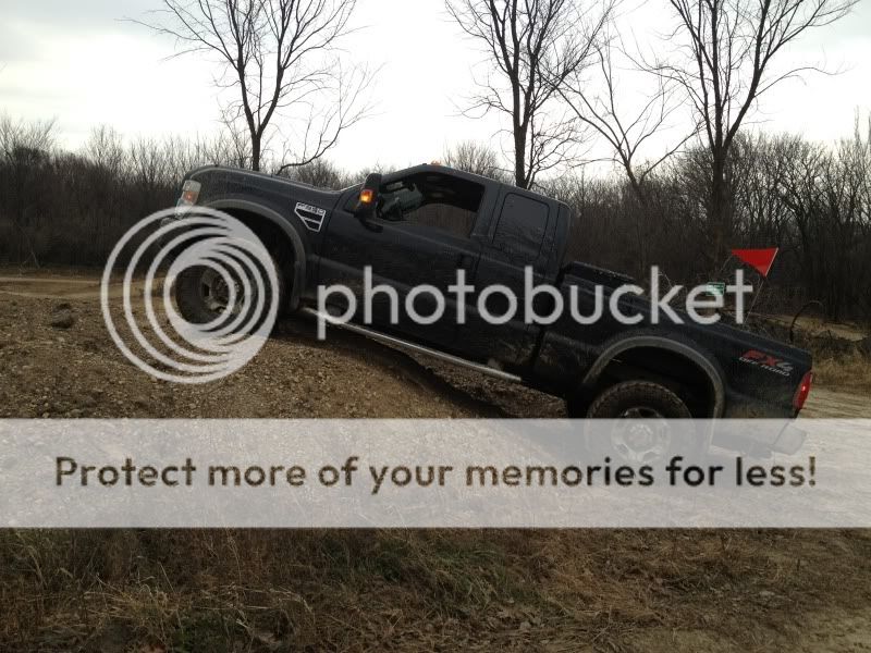 Offroading with some buddies... NOT 56K FRIENDLY!!!