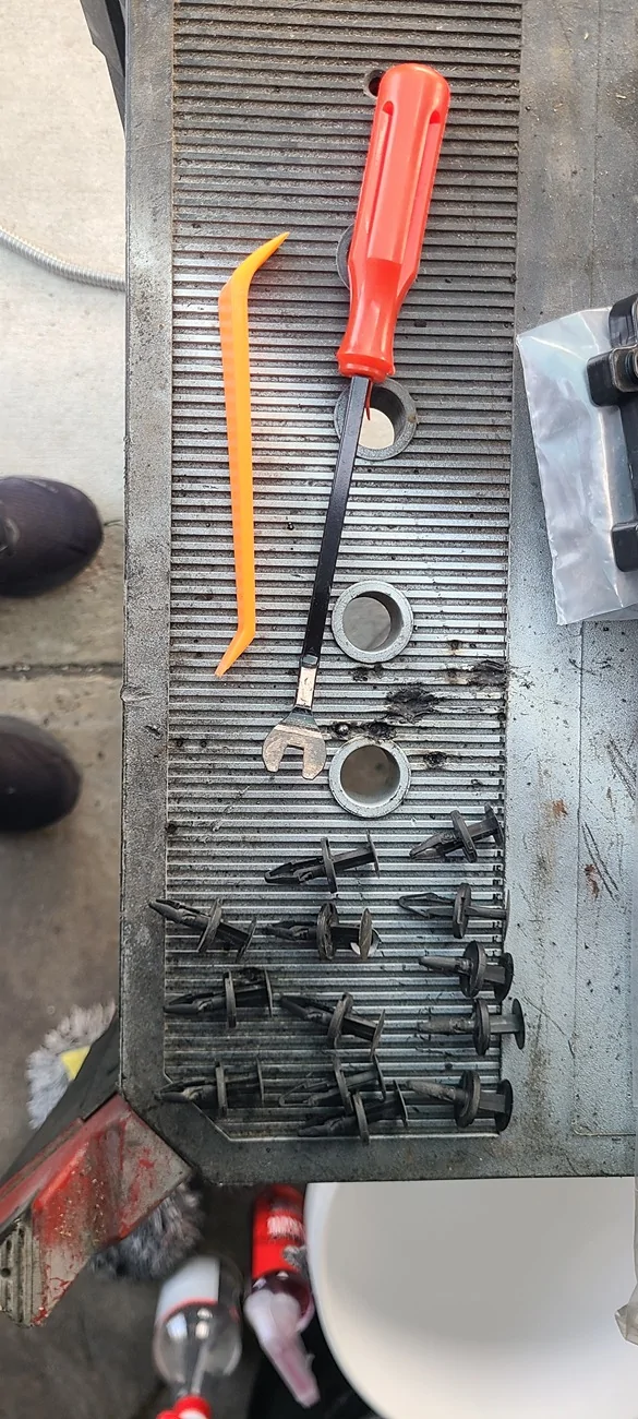 Ford Ranger Ranger raptor grill on a regular ranger, with pics 20260204_093317