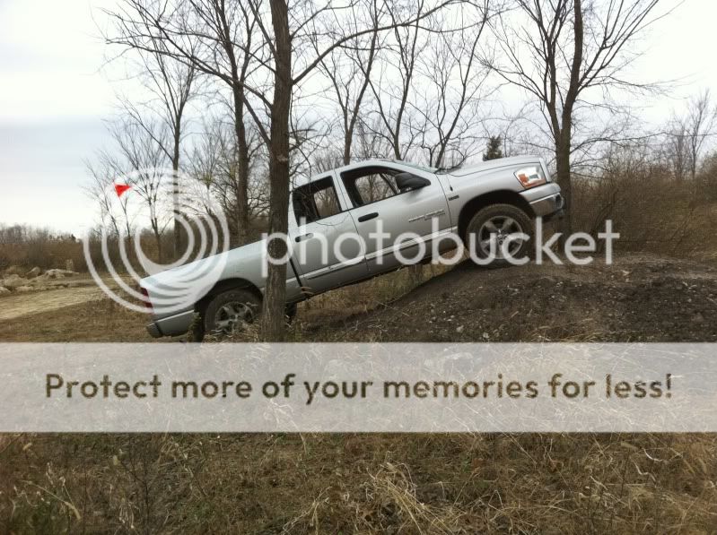 Offroading with some buddies... NOT 56K FRIENDLY!!!