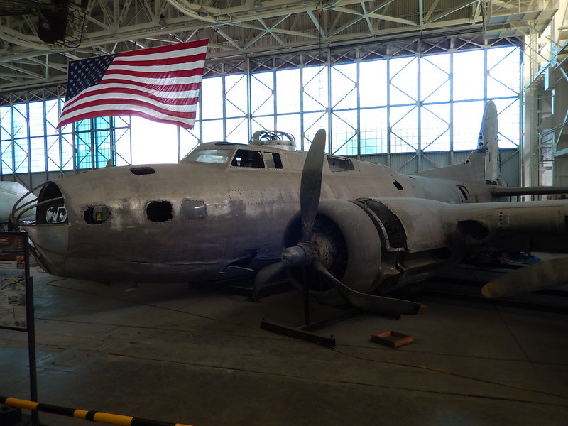 26480323179_d595022dc5_c.jpg