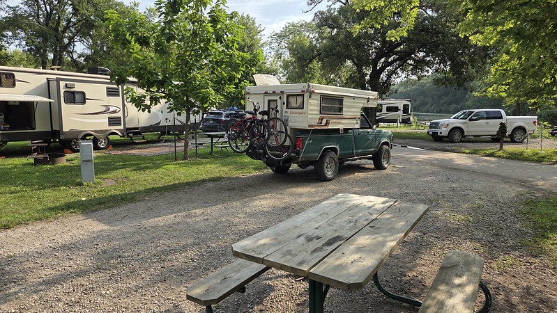 1984 Skamper 072S