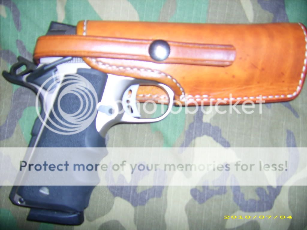 holster002.jpg