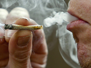 smoking-marijuana-cigarettes.jpg