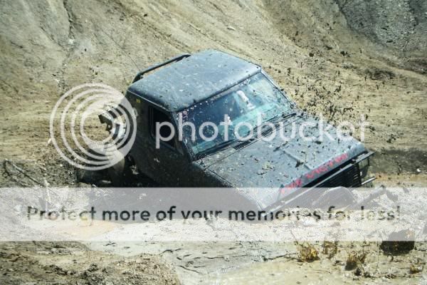 l_bbd1ddb4159047498fb548929eb6d8e1.jpg