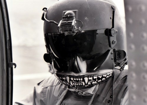 BlackHawkDoorGunnerHelmet-499x355.jpg