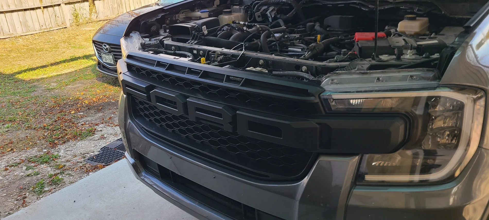 Ford Ranger Ranger raptor grill on a regular ranger, with pics 20260204_103219