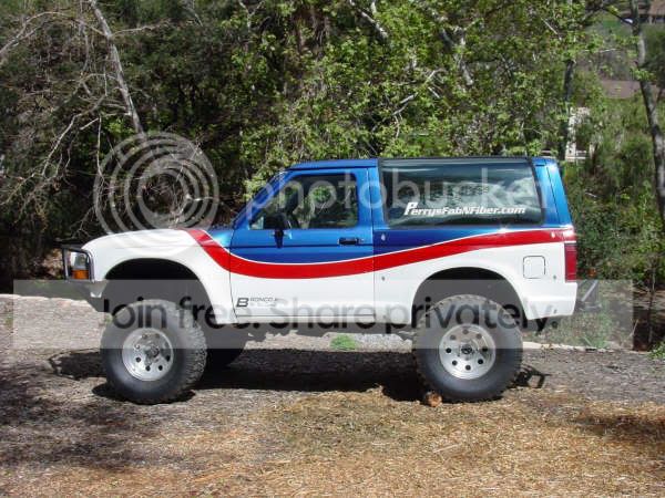 Prerunner or Rock crawler