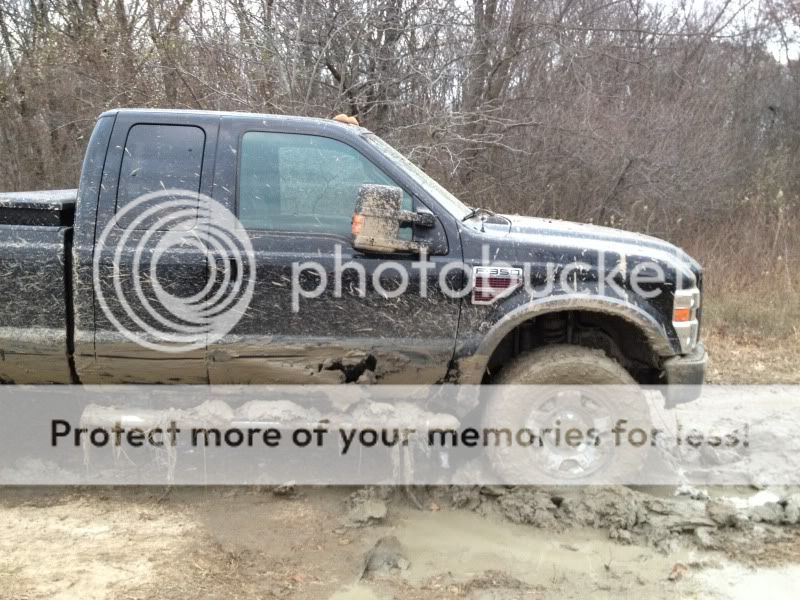 Offroading with some buddies... NOT 56K FRIENDLY!!!