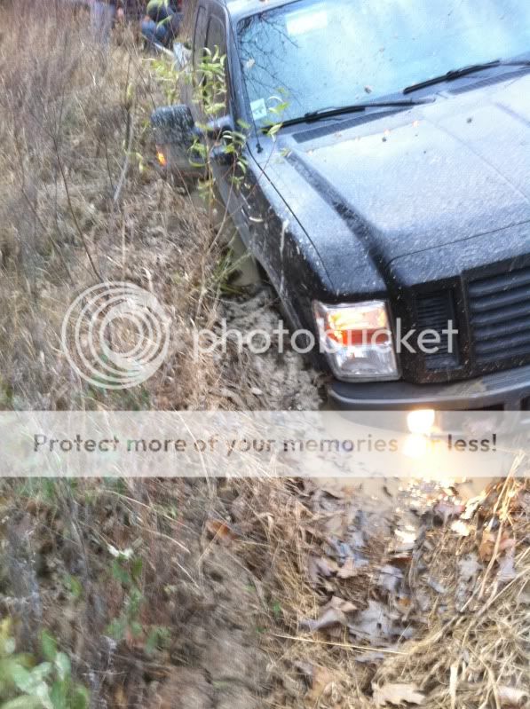 Offroading with some buddies... NOT 56K FRIENDLY!!!