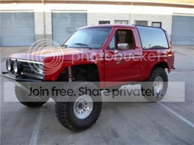 Prerunner or Rock crawler