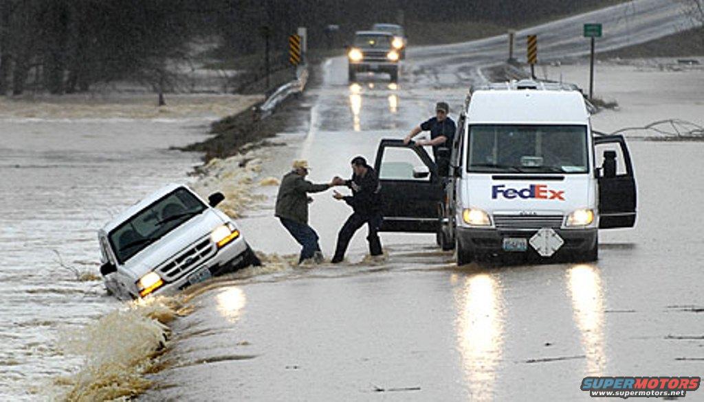 ranger-owner-gets-saved-by-fedex-guys.jpg