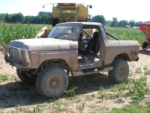 My79Bronco2.jpg