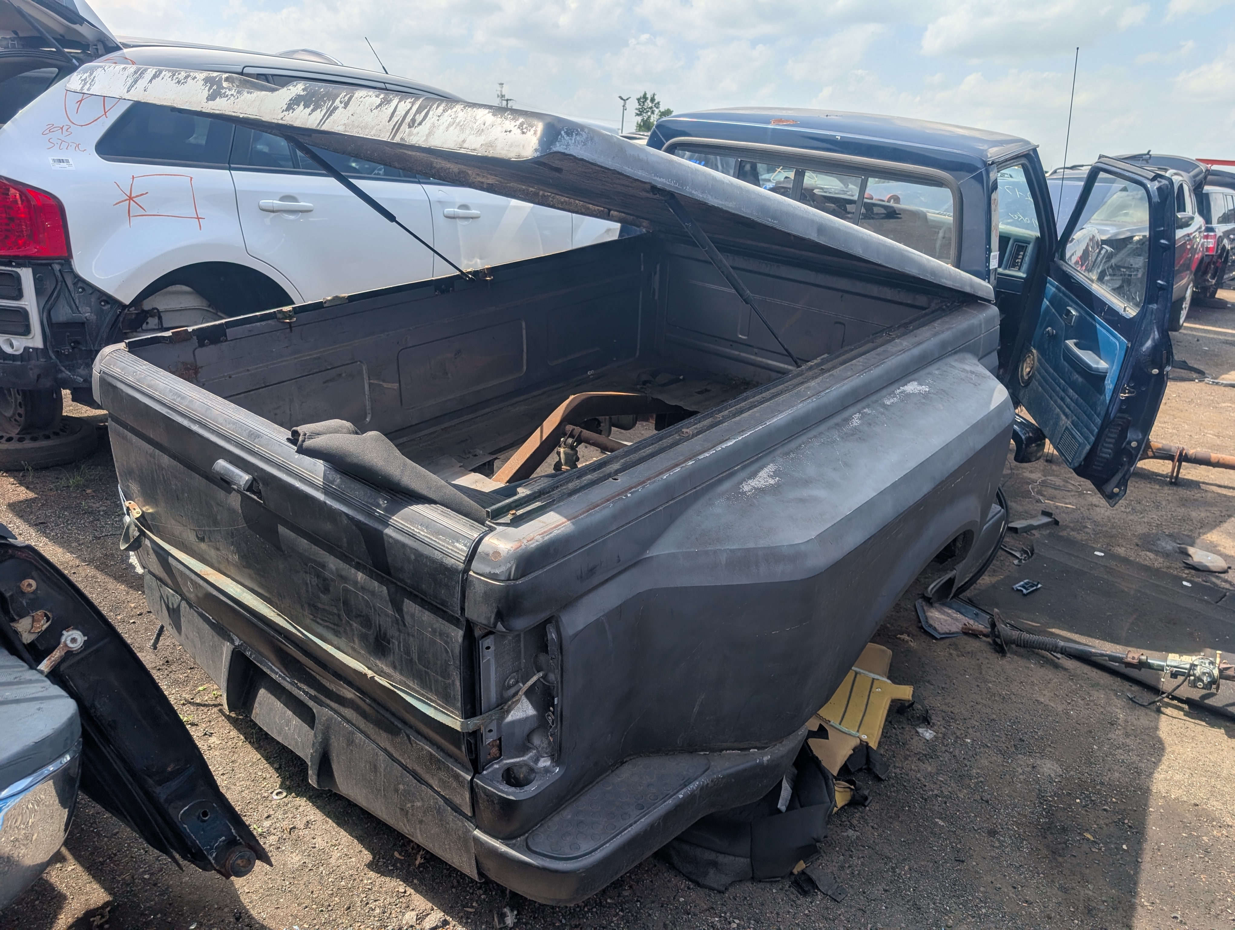 Detroit-area Junkyard Rangers - extremely pic-heavy