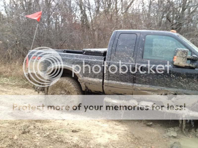 Offroading with some buddies... NOT 56K FRIENDLY!!!